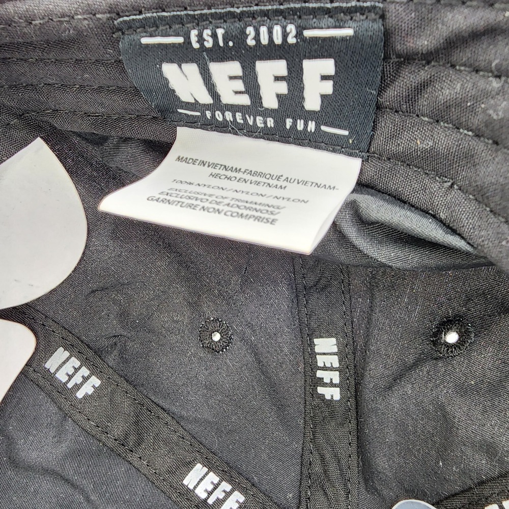 NEFF Pushing Up Daisies Hat Daily Flat Billed Strapback Black Nylon Cap NEW - Picture 15 of 16